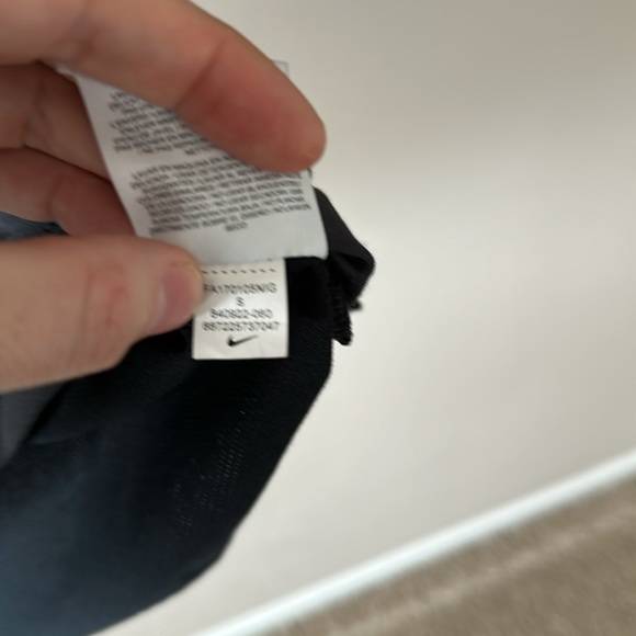 Nike Minnesota Vikings t-shirt in a Men’s size Small.  Dri-Fit great condition! - Picture 7 of 7